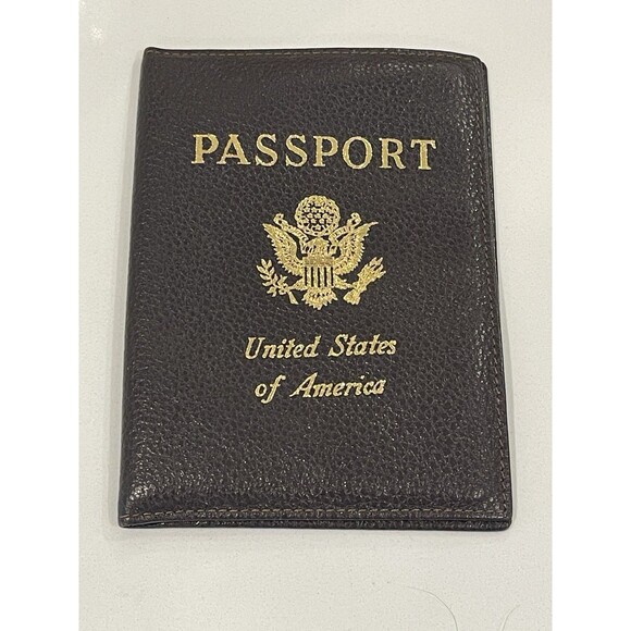 Longchamp Brown Leather United States Passport Cover Very Soft Great Condition - Picture 1 of 7